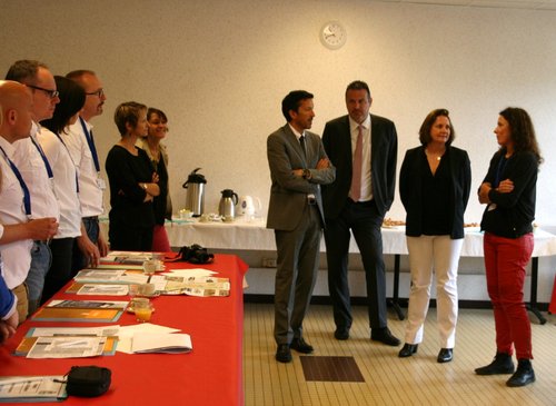 Accueil des enseignants européens par Monsieur Surig, IA-DASEN, lundi 15 juin 2015 Accueil des enseignants européens par Monsieur Surig, IA-DASEN, lundi 15 juin 2015